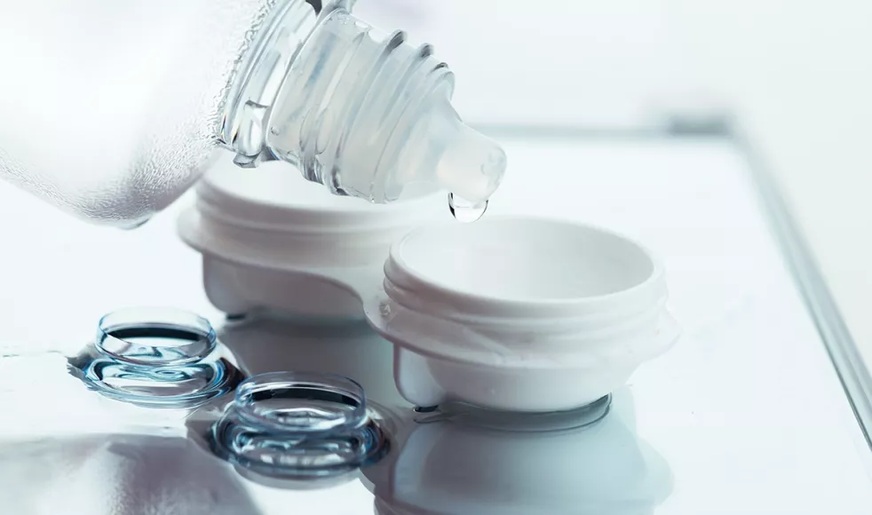 Kontaktlinsenreinigung