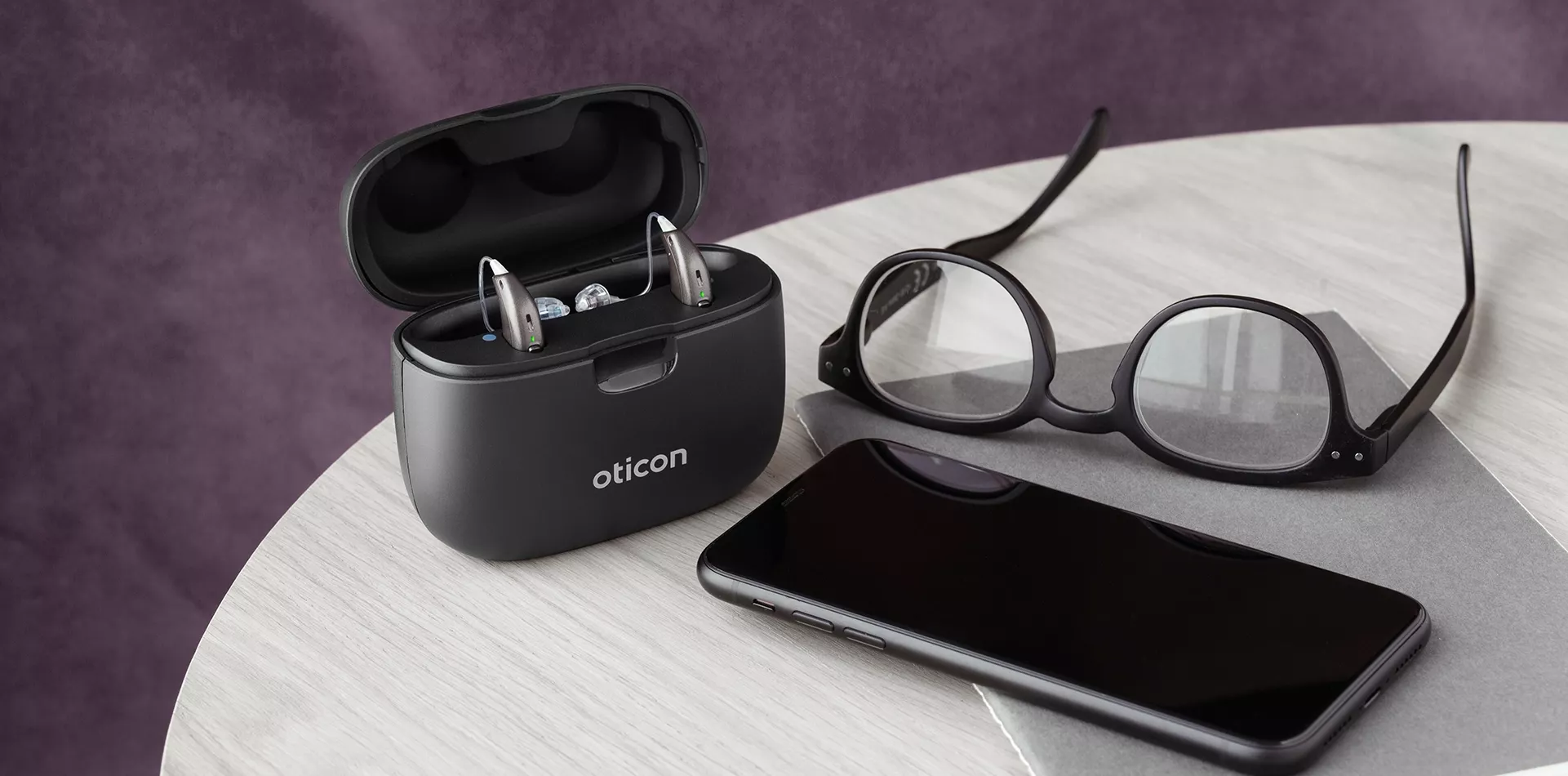 Oticon-Hörgeräte More inkl. SmartCharger